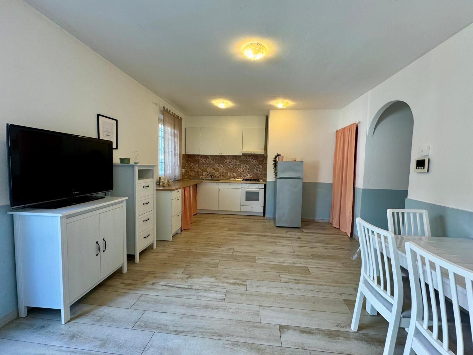 Atelier La Maison Apartment Querceta